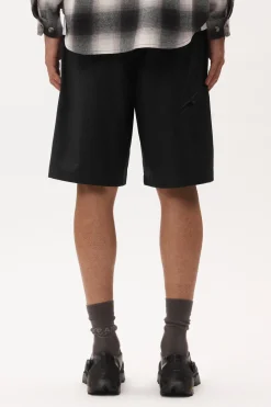 A RUSSELL UNISEX SHORTS