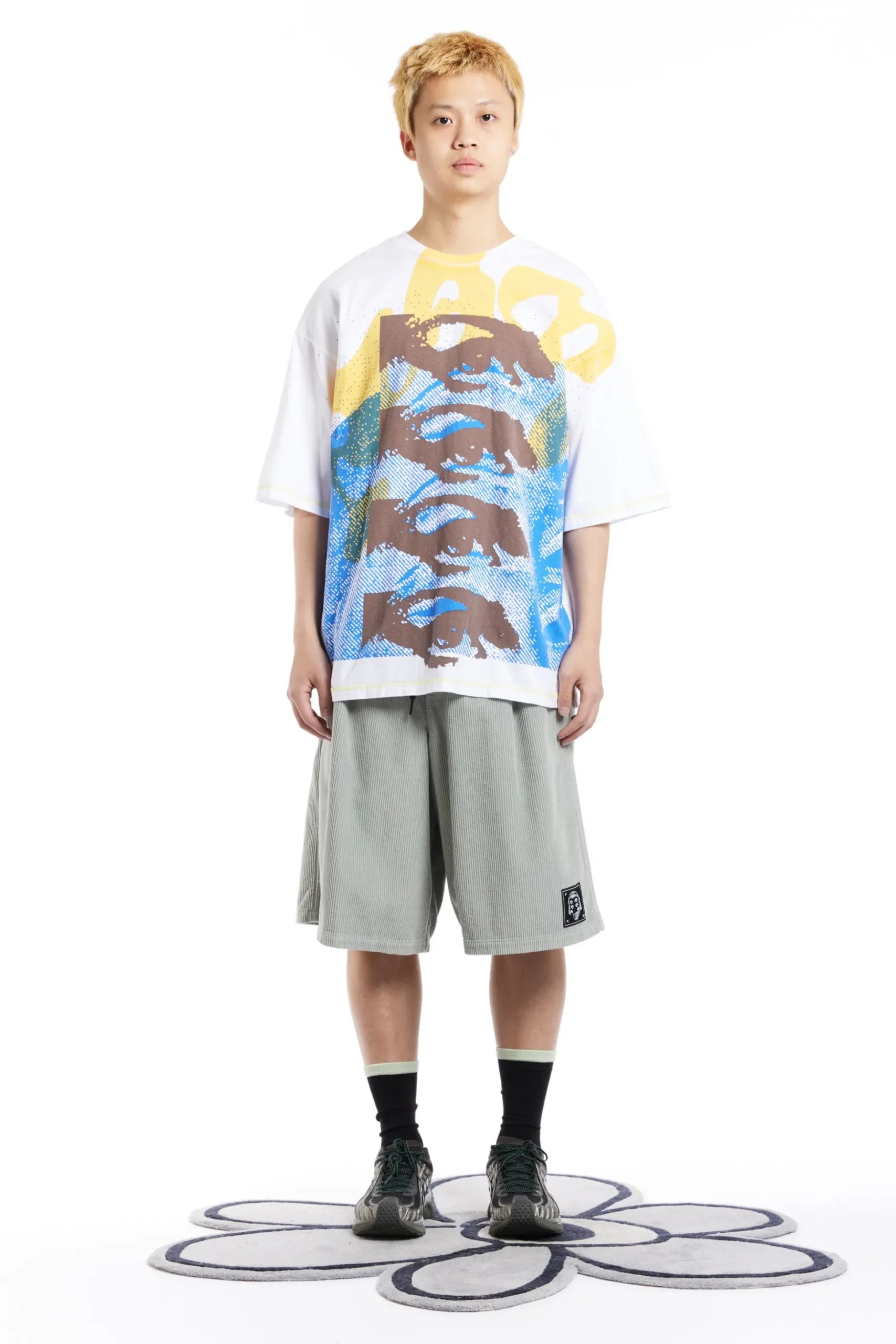 CUCO OVERSIZED CORDUROY SHORTS