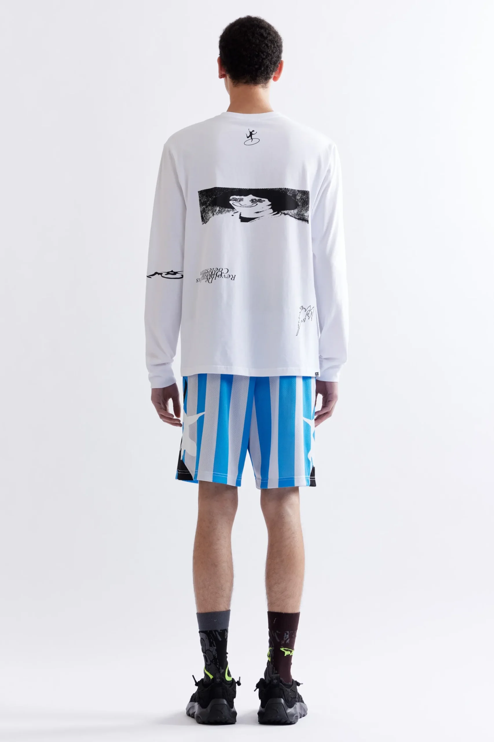 DE REVOLUTIONIBUS LS TEE