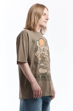 ULTRA HAPPY TEE ARMY GREEN